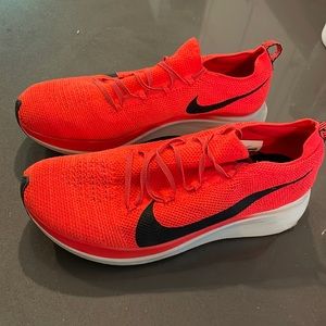 Nike Zoom Fly Flyknit